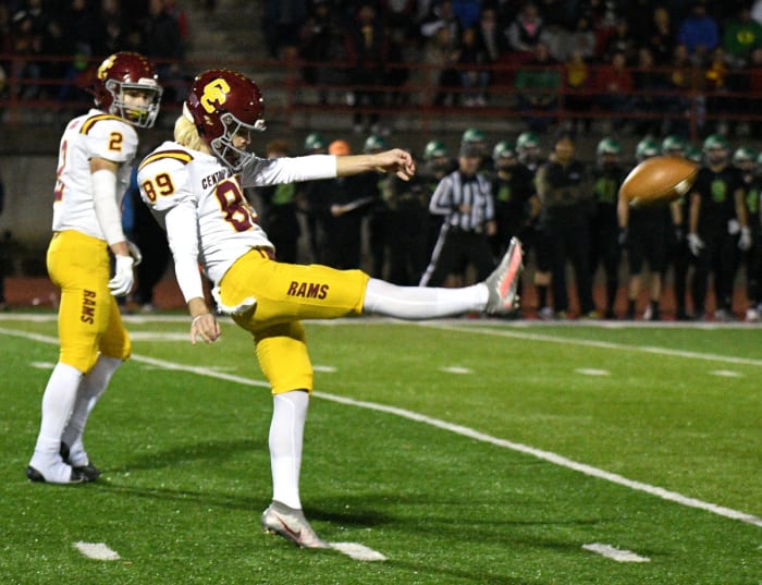 a Central Catholic West Linn 6A Oregon football semifinal November 17 2023 Taylor Balkom 10